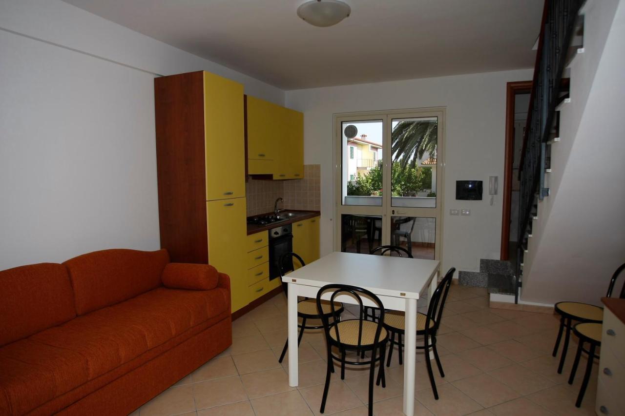 Residence Gualtieri Sant'Andrea Apostolo dello Ionio Esterno foto