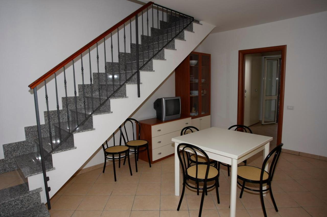 Residence Gualtieri Sant'Andrea Apostolo dello Ionio Esterno foto